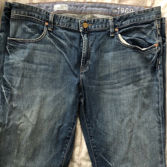 GAP Denim - New 34/14 Gap boyfriend fit jeans. GAP Denim - New 34/14 Gap boyfriend fit jeans.